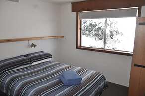 Ripparoo Ski Lodge