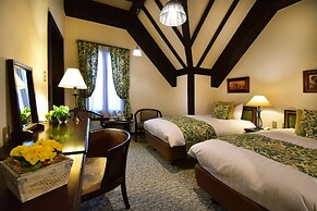 Hotel Nishikan