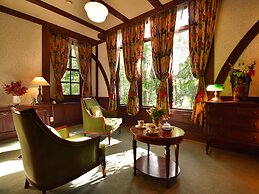 Hotel Nishikan