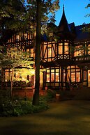 Hotel Nishikan