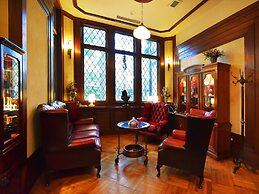 Hotel Nishikan