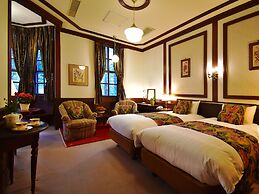 Hotel Nishikan