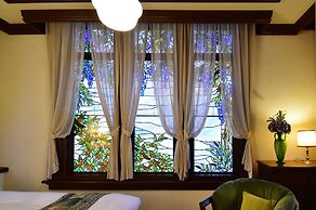 Hotel Nishikan