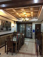 Darunday Manor