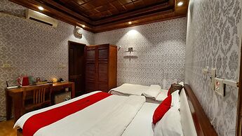 Green Hotel