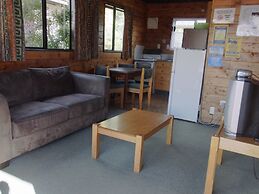 Ossies Motels and Chalets
