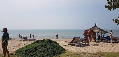 Sun & Sands Beach Hotel