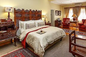 Riverside Lodge