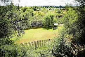 Riverside Lodge