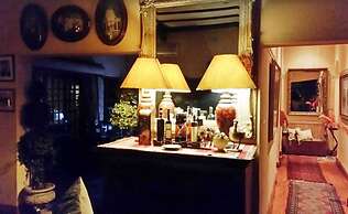 Riverside Lodge