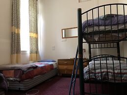 Empire Backpackers