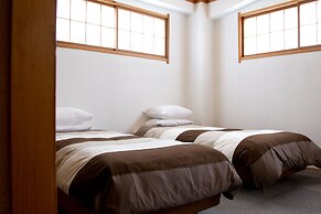 Hakuba House