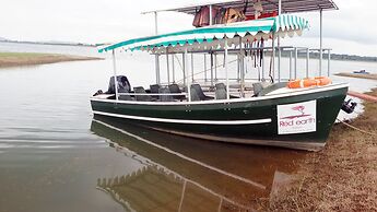 Red Earth Kabini