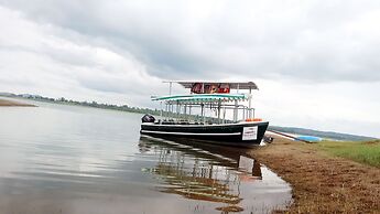Red Earth Kabini