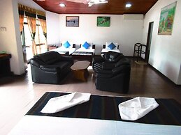 Oruthota Chalets