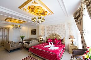Louis Hotel