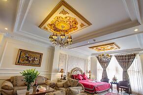 Louis Hotel