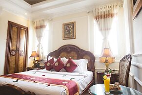 Louis Hotel