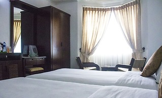 The Rock Hotel