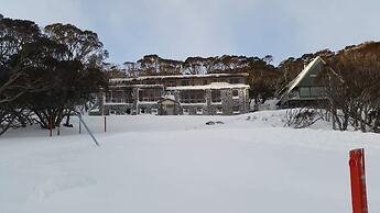 Boonoona Ski Lodge