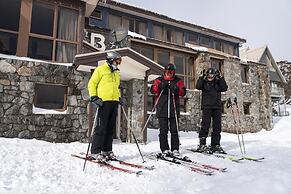 Boonoona Ski Lodge