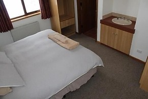 Boonoona Ski Lodge