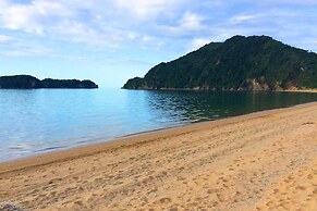 Adrift In Golden Bay