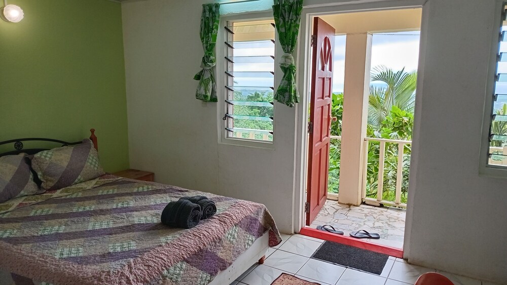 Dave Parker's Eco Lodge