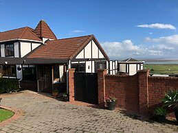 Chartre' Manor Bed & Breakfast