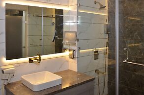 Sawera Grand