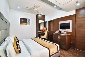 Sawera Grand
