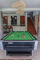 The Cakra Hotel