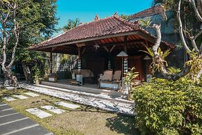 The Cakra Hotel