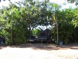 Crab Claw Island