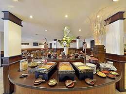 Grand Whiz Hotel Trawas
