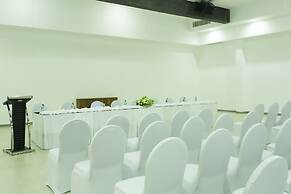 Aliya Resort & Spa