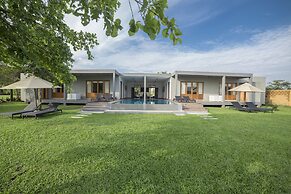 Aliya Resort & Spa