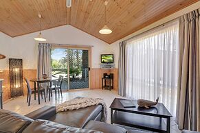 Seven Mile Beach Holiday Park