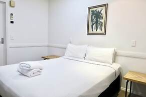 Park Avenue Hotel Motel
