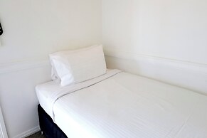 Park Avenue Hotel Motel