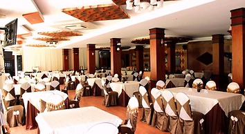 Cuu Long Hotel