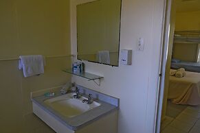 Kiikii Inn & Suites