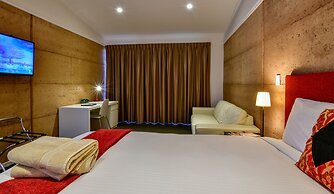 Crossroads Ecomotel