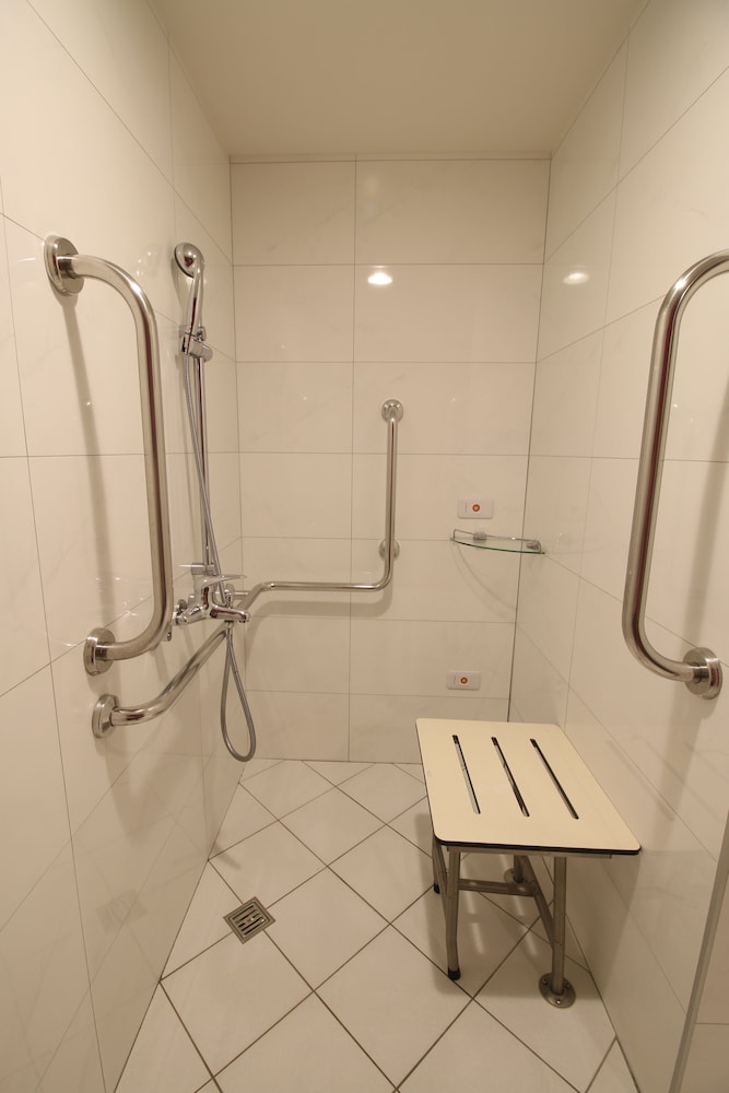 Bamboo Business Hotel