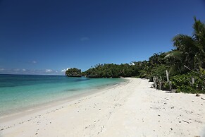 Amun Ini Beach Resort & Spa