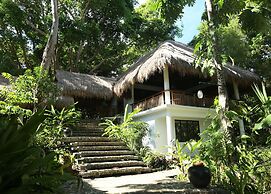 Amun Ini Beach Resort & Spa