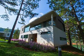 Terracotta Hotel & Resort Dalat
