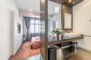 Starlight Luxury Rooms