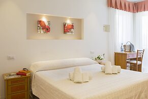 Hotel Pacific