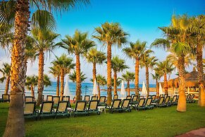 Oz Hotels İncekum Beach Resort